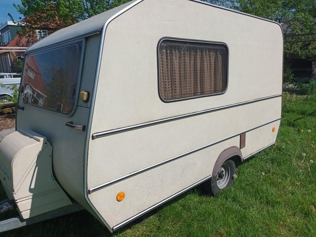 Eriba oldtimer uniek!, Caravans en Kamperen, Caravans, Particulier, 500 - 750 kg, Rondzit, Fendt, Kachel, Luifel, Ophalen of Verzenden
