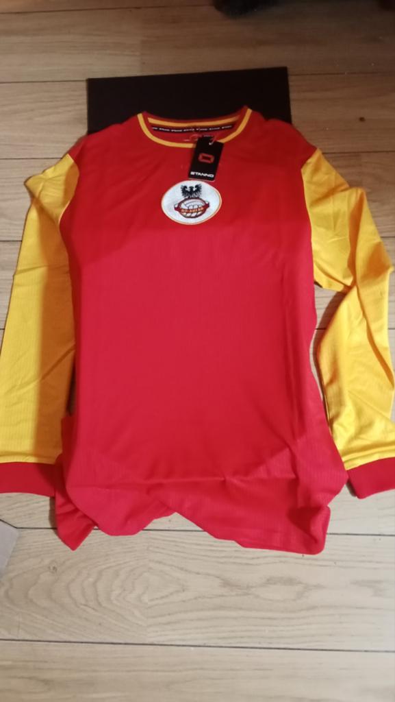 Helemaal nieuw 
Ga eagles historische shirt, Verzamelen, Sportartikelen en Voetbal, Ophalen of Verzenden, Nieuw, Overige binnenlandse clubs