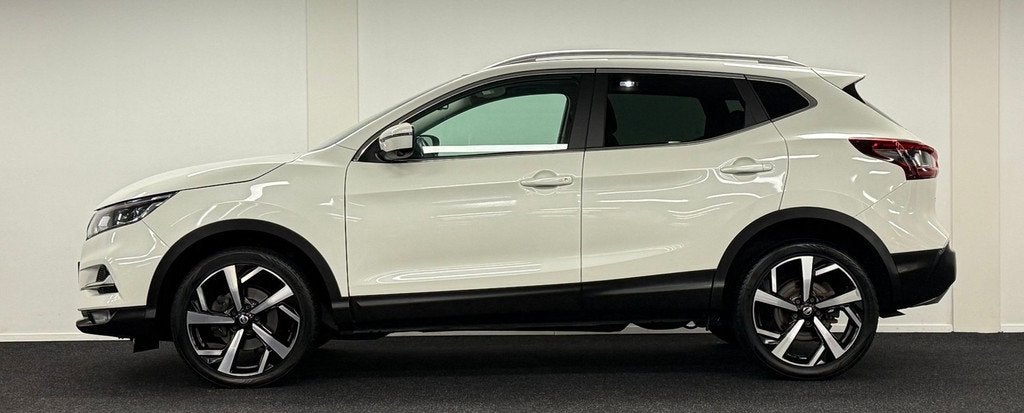 Nissan Qashqai 1.3 DIG-T Tekna*Panodak*Leder*360Camera*Carpl, Auto's, Nissan, Gebruikt, Wit, Leder, Bedrijf