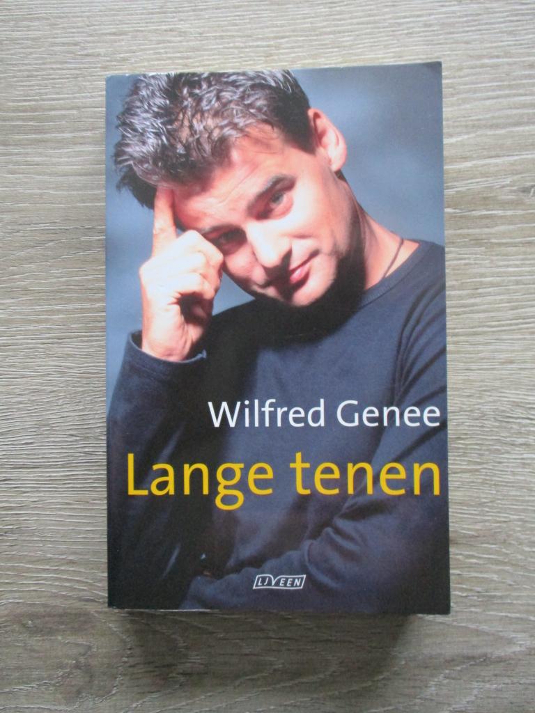 Lange tenen - Wilfred Genee, Ophalen of Verzenden, Gelezen, Watersport en Hengelsport