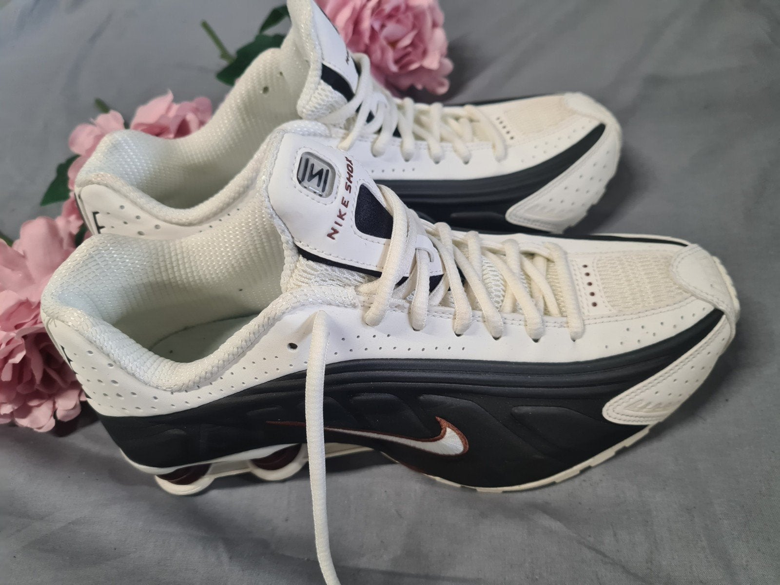 Nieuwe Nike Shox sneakers maat 40.5, Ophalen