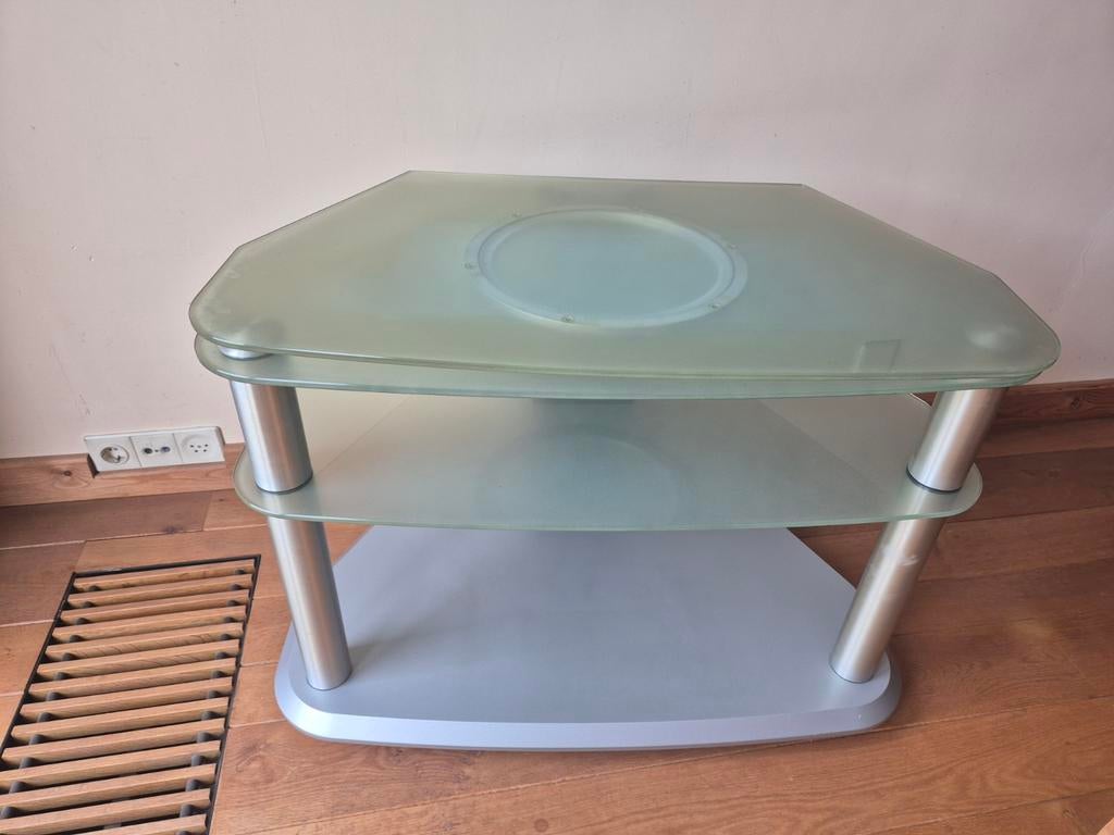 Gratis TV-meubel op wieltjes met draaibare bovenplaat, Ophalen, Gebruikt, 50 tot 100 cm, Glas