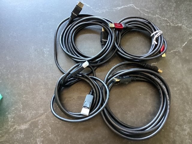 4 DisplayPort kabels, Ophalen of Verzenden, Gebruikt, 2 tot 5 meter, Luidsprekerkabel