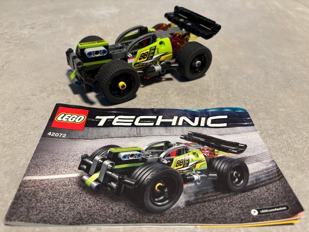Legoset 42072 Technic WHACK! Racewagen met pull-back motor, Gebruikt, Lego, Compleet, Ophalen of Verzenden