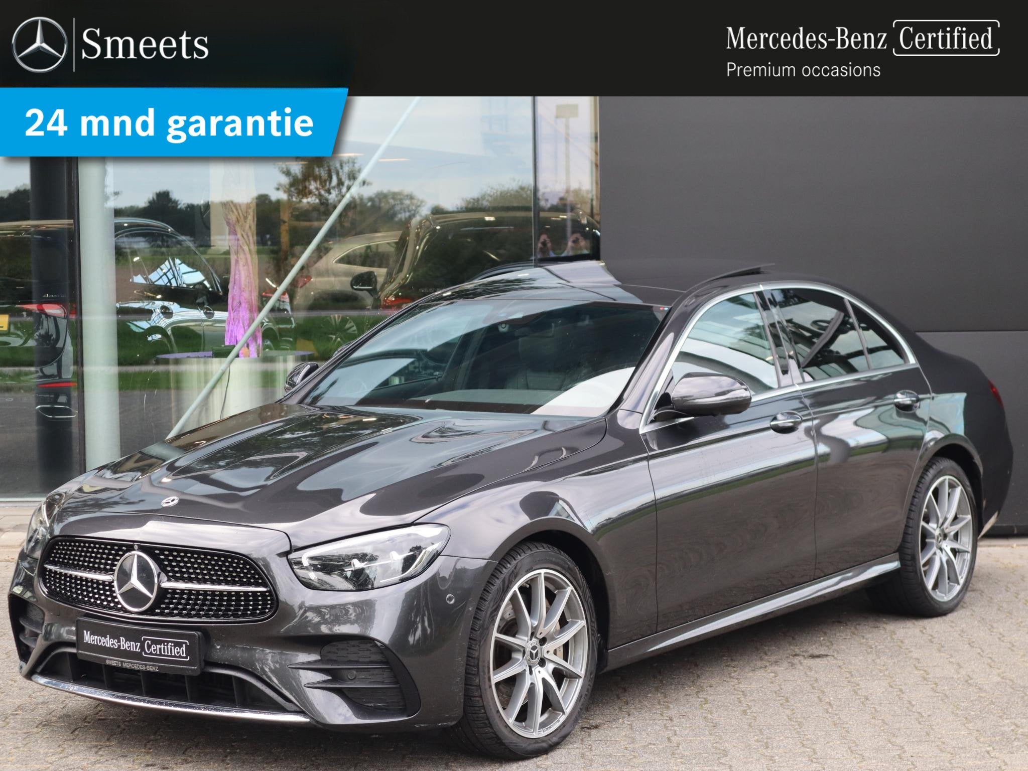 Mercedes-Benz E-klasse 300 e AMG Line l Trekhaak l Panoramad, Auto's, Gebruikt, 4 cilinders, 320 pk, Bedrijf