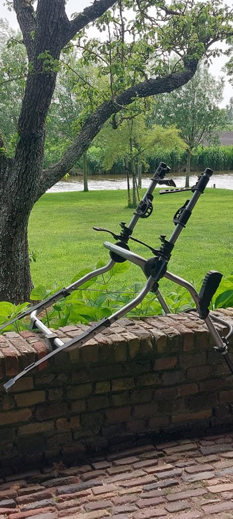 Fietsendrager, Ophalen, Zo goed als nieuw, Trekhaakdrager