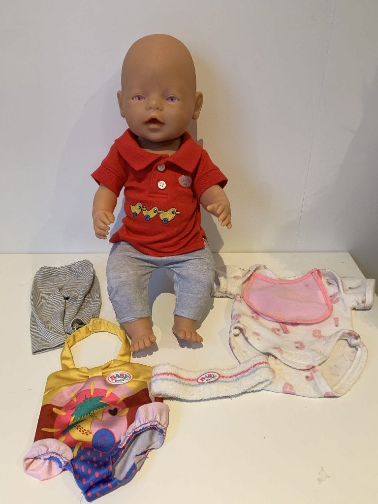 Baby Born pop met kleding en accessoires, Ophalen, Gebruikt, Babypop