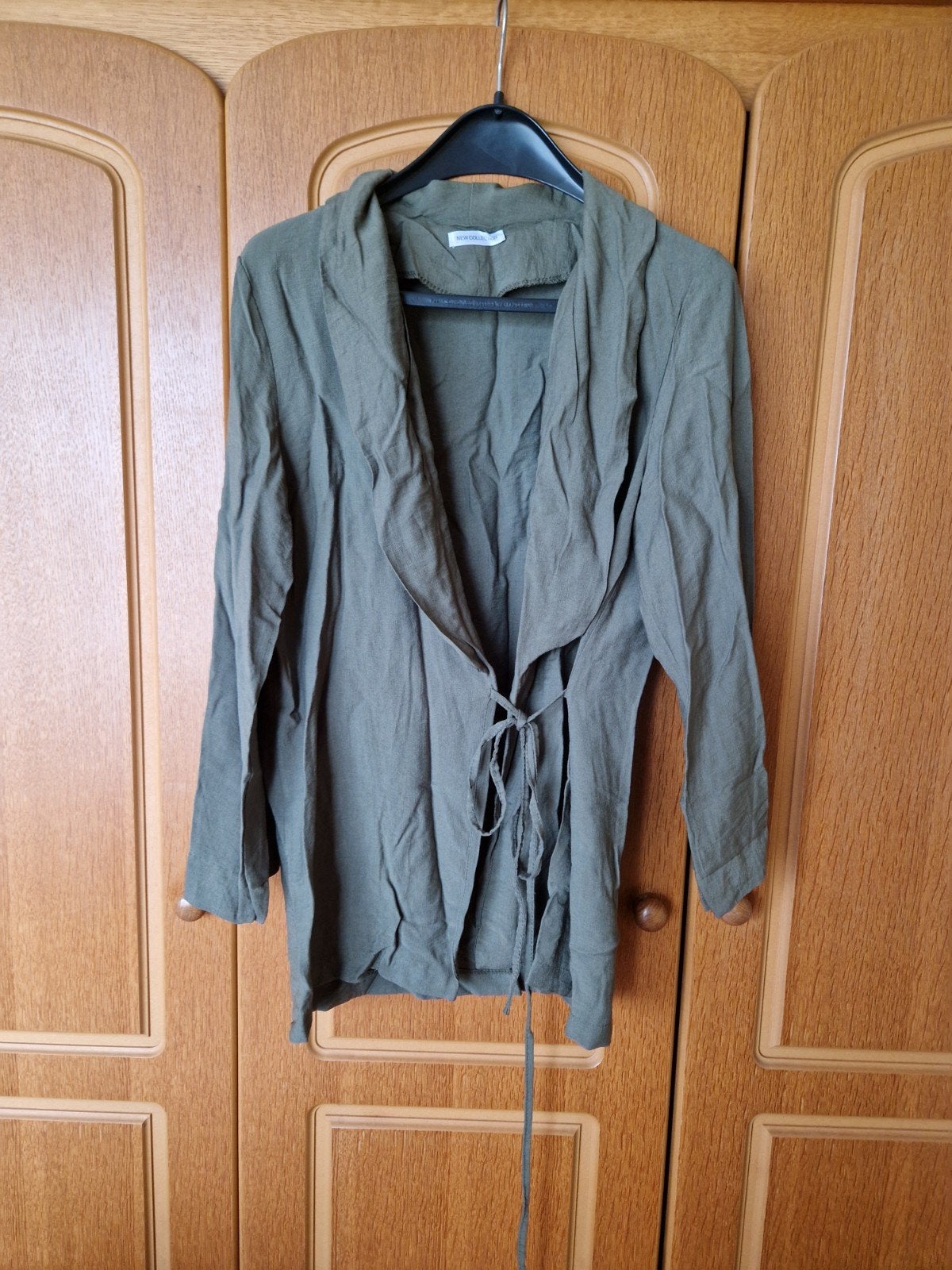 Groen dun jasje met strikdetail, One Size, New Collection, Ophalen of Verzenden, Gedragen, Groen