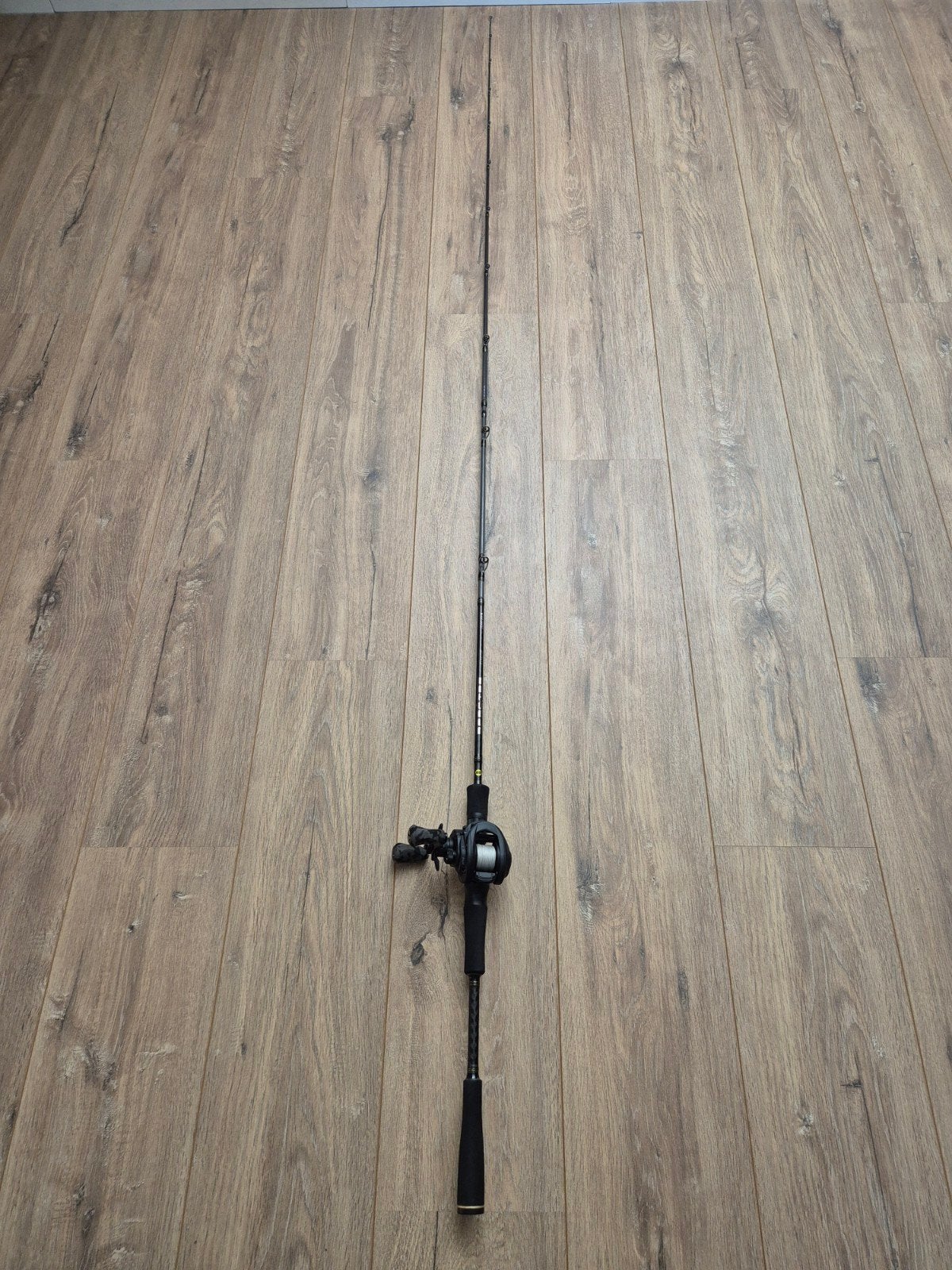 Spro Specter Finesse Casting Hengel met Abu Garcia Reel, Ophalen, Zo goed als nieuw, Complete set
