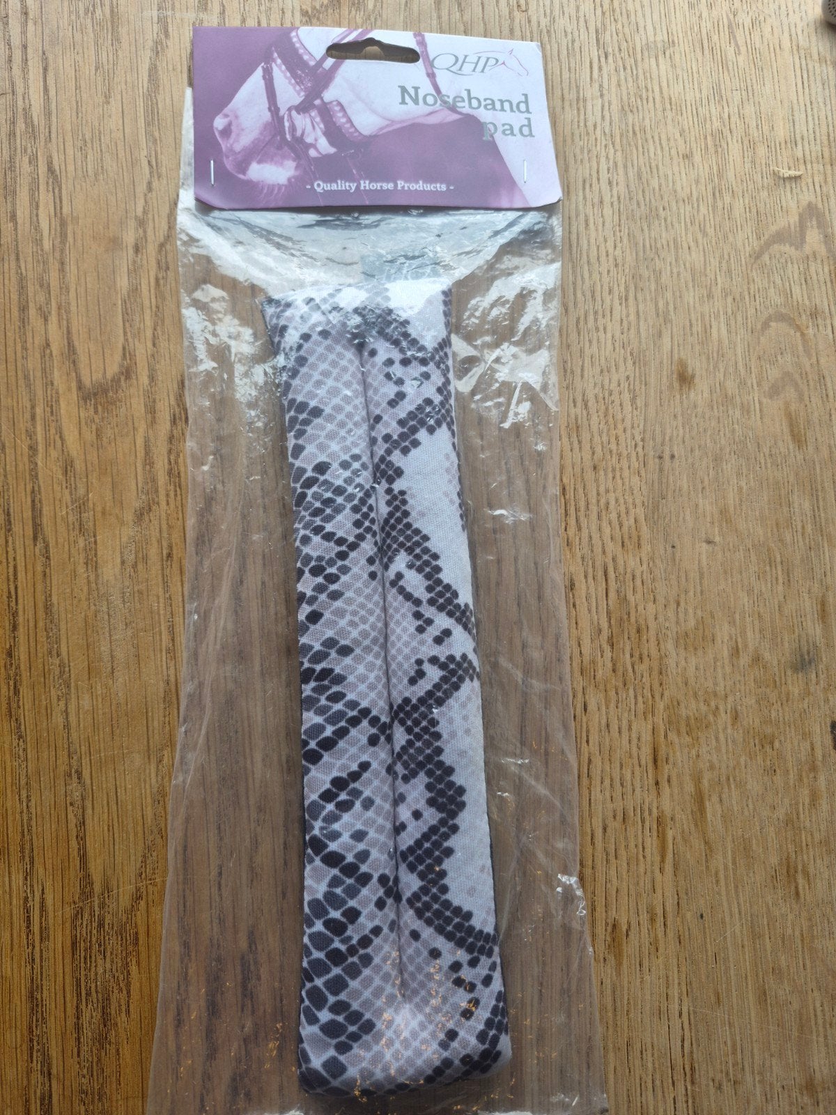 Qhp noseband pad, Dieren en Toebehoren, Dierenvoeding, Ophalen of Verzenden