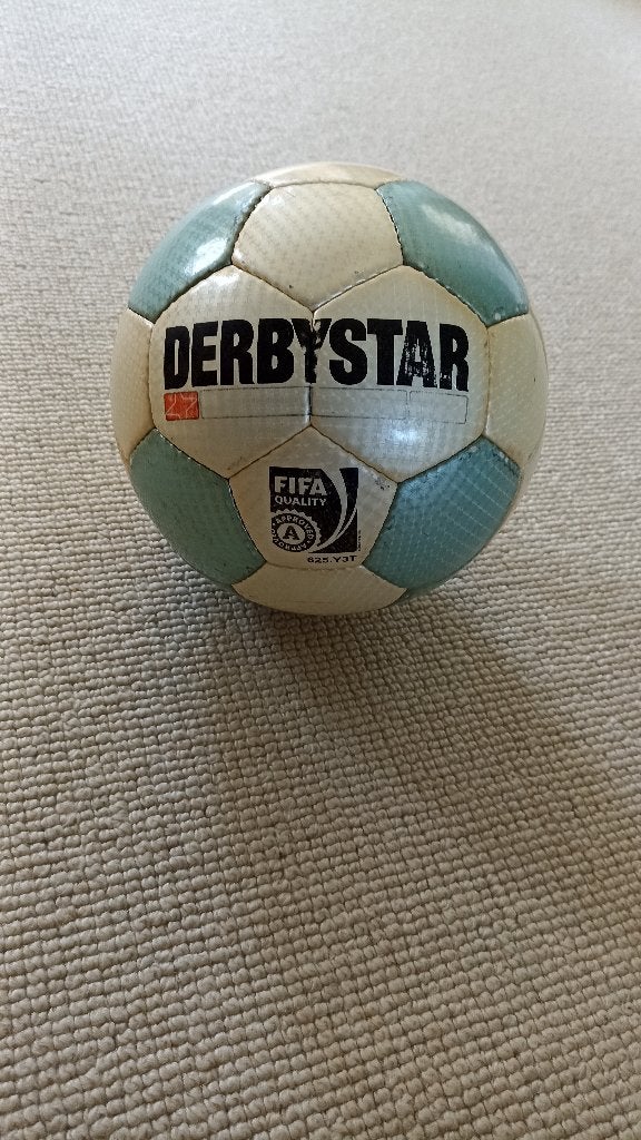 Derby Star voetbal - weinig gebruikt, Maat XS of kleiner, Ophalen, Zo goed als nieuw, Bal