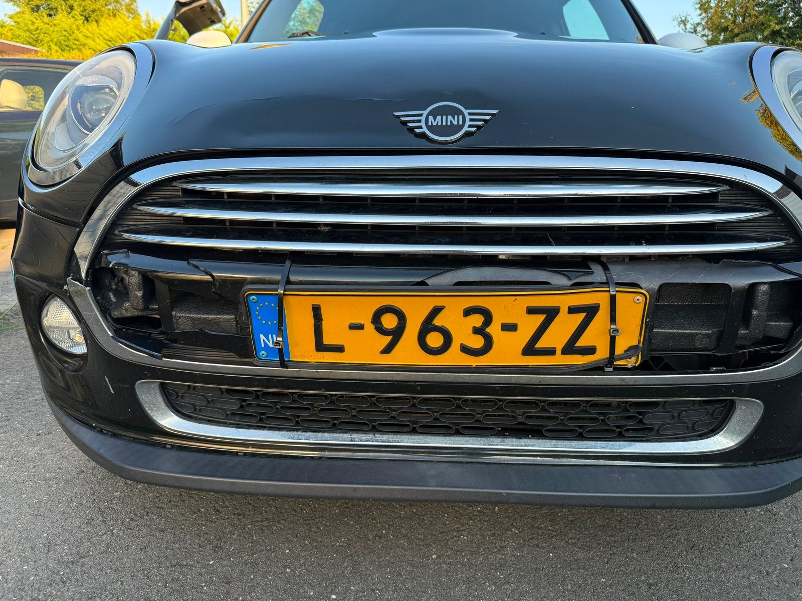Mini cooper one lichte rijdbare schade, Ophalen of Verzenden, Wit, Benzine
