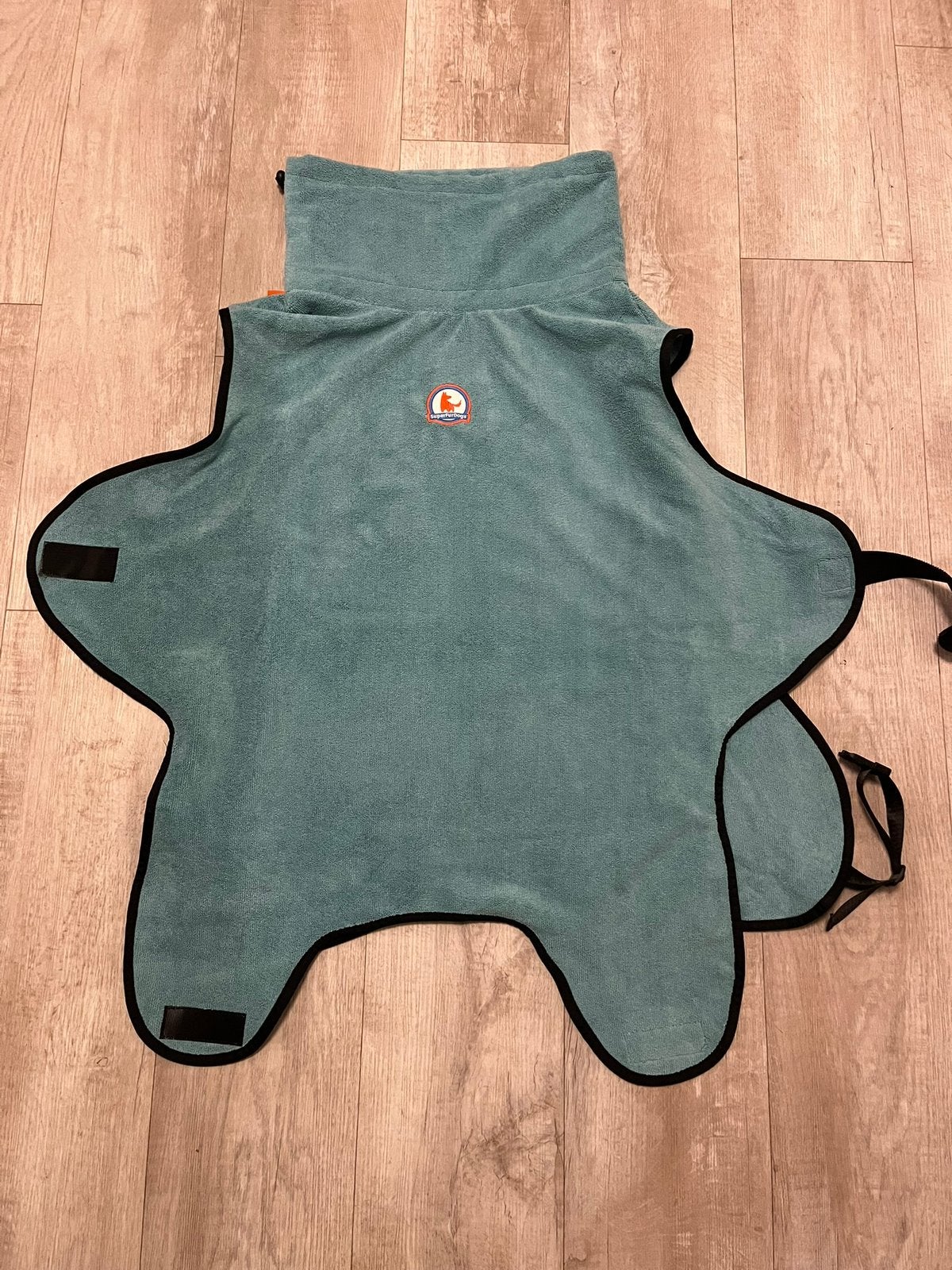 Superfurdogs hondenbadjas maat XL aquablauw, Dieren en Toebehoren, Ophalen of Verzenden, Zo goed als nieuw, Hondenbadjas