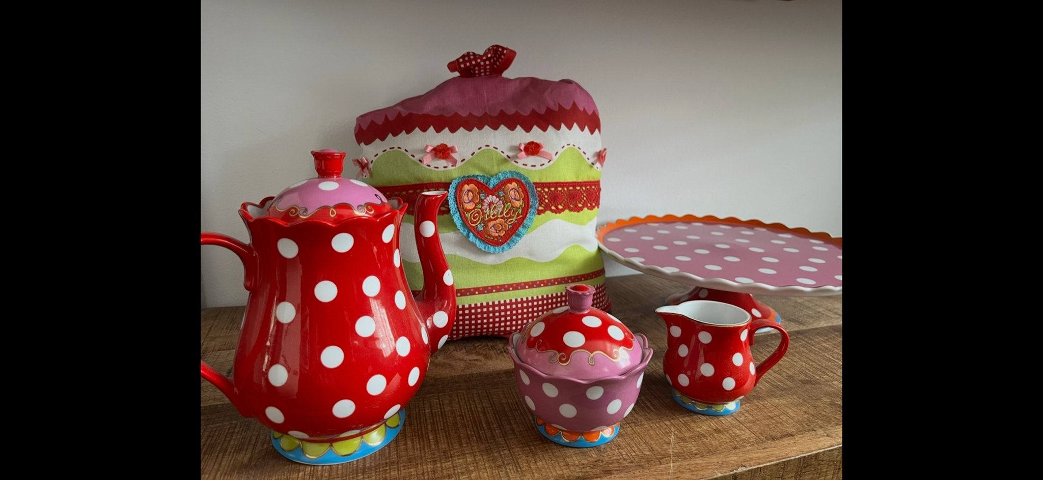 Oilily theeservies in nieuwstaat, Overige merken, Keramiek, Nieuw, Ophalen of Verzenden