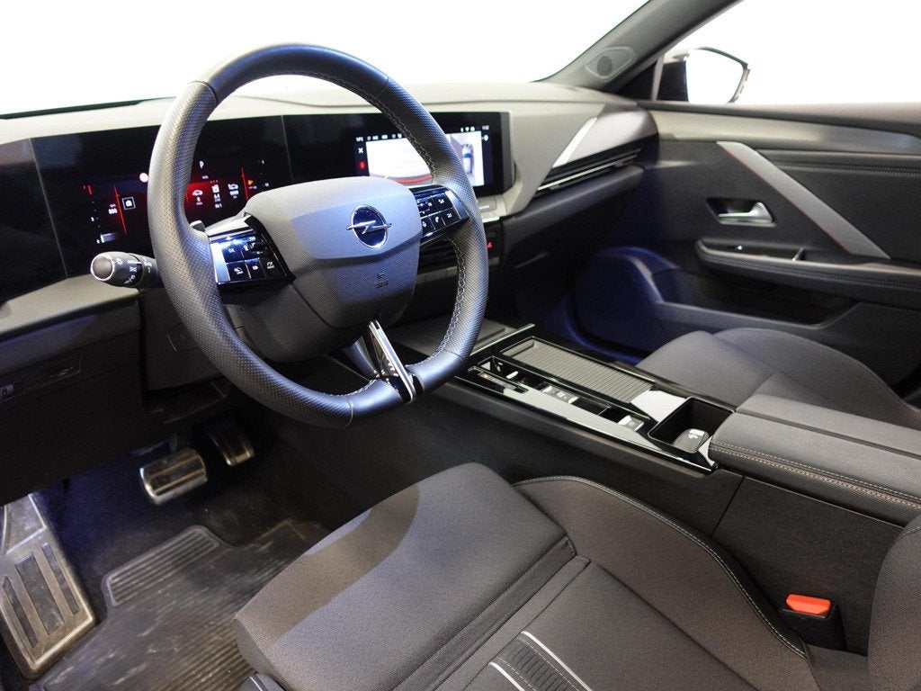 Opel Astra 1.2 130pk GS Line Automaat Climate control Adapti, Stof, Gebruikt, 1199 cc, Zwart