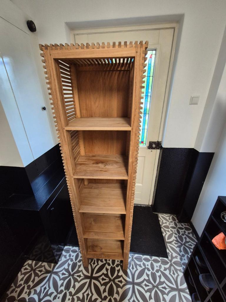 Teak kast voor badkamer of als boekenkast - Zeist, Huis en Inrichting, Kasten | Boekenkasten, Met plank(en), Minder dan 50 cm
