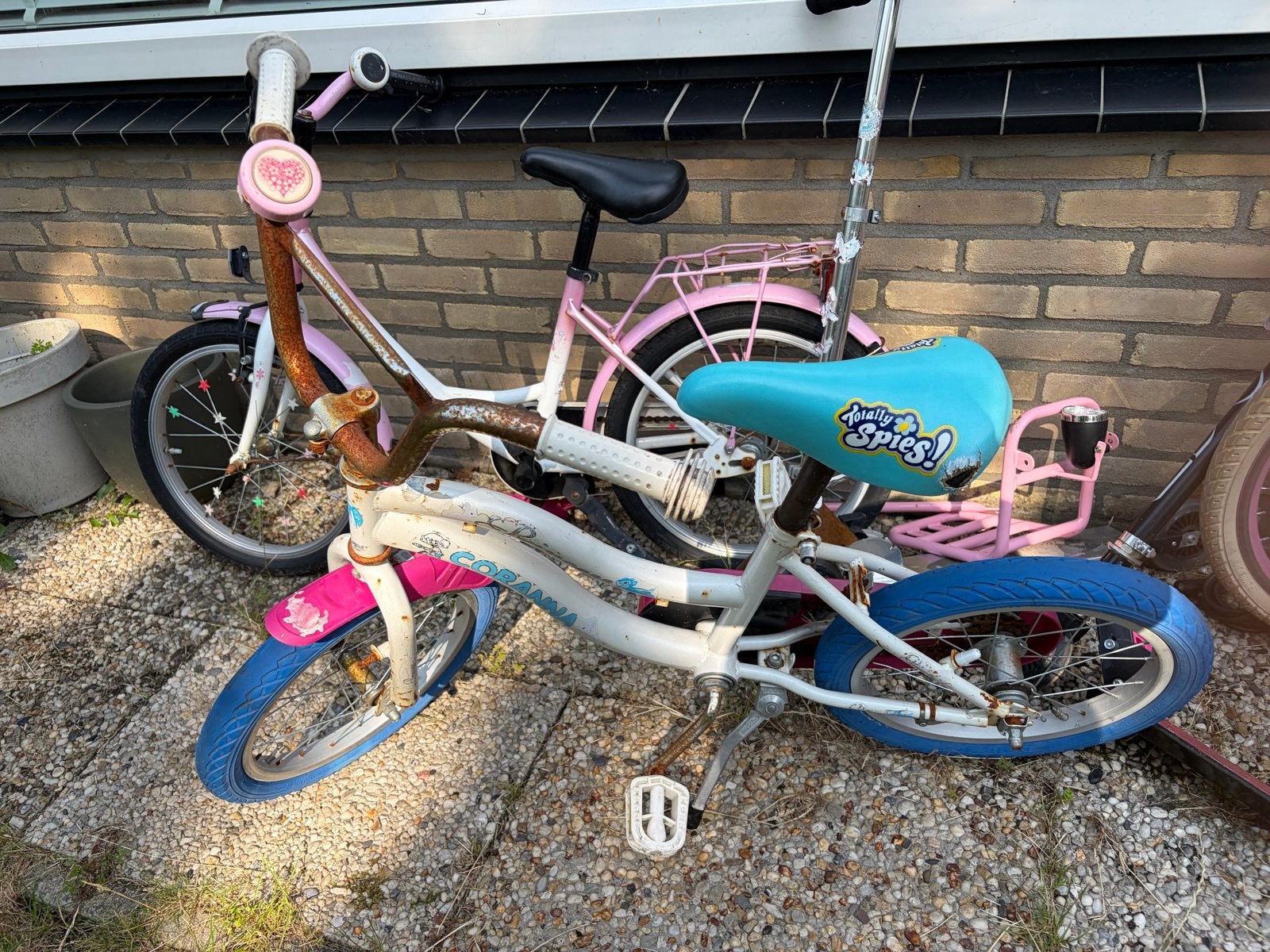 Kinderfiets wit/blauw met Totally Spies zadel, Ophalen of Verzenden, Gebruikt, Terugtraprem, 16 tot 20 inch