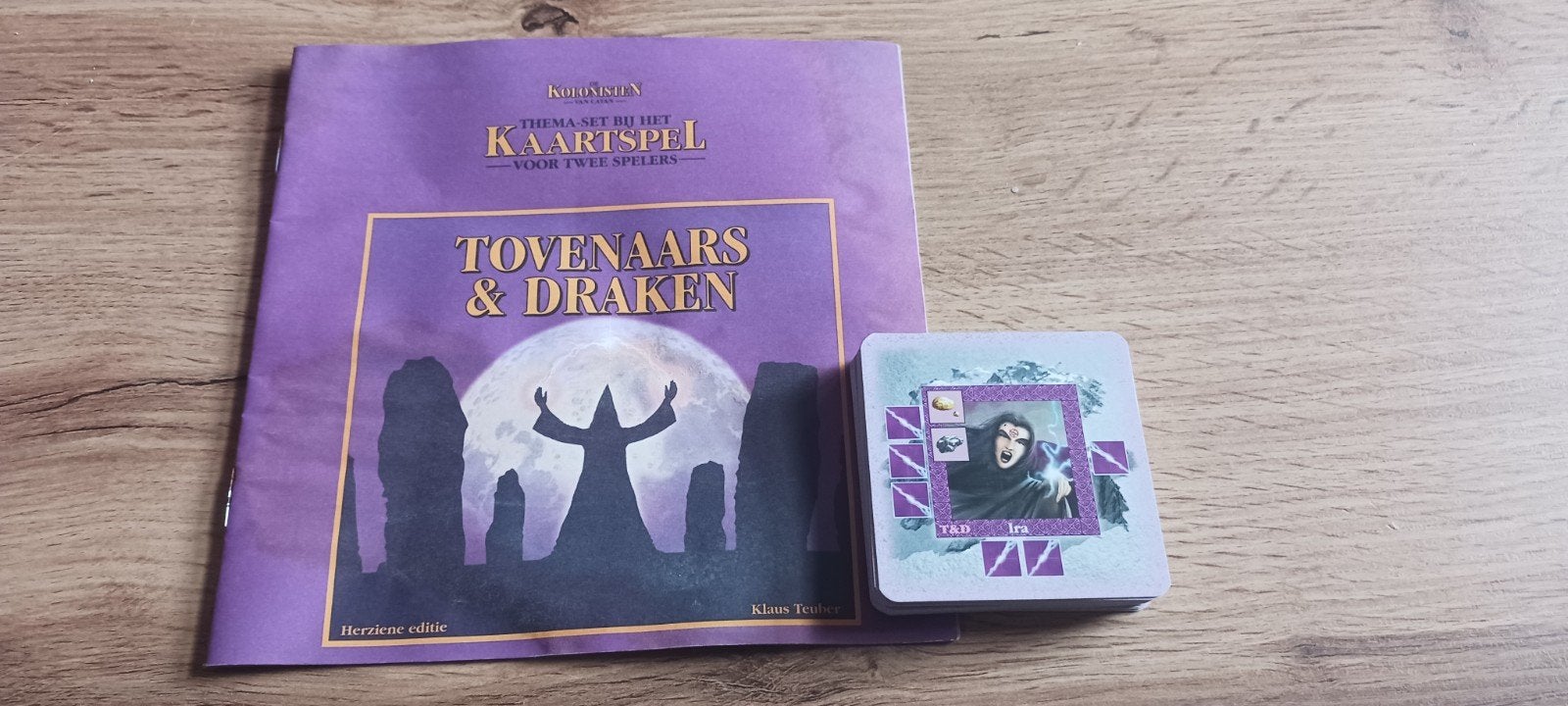 Nr 37) Kolonisten van Catan Kaartspel: Tovenaars & Draken, Ophalen of Verzenden