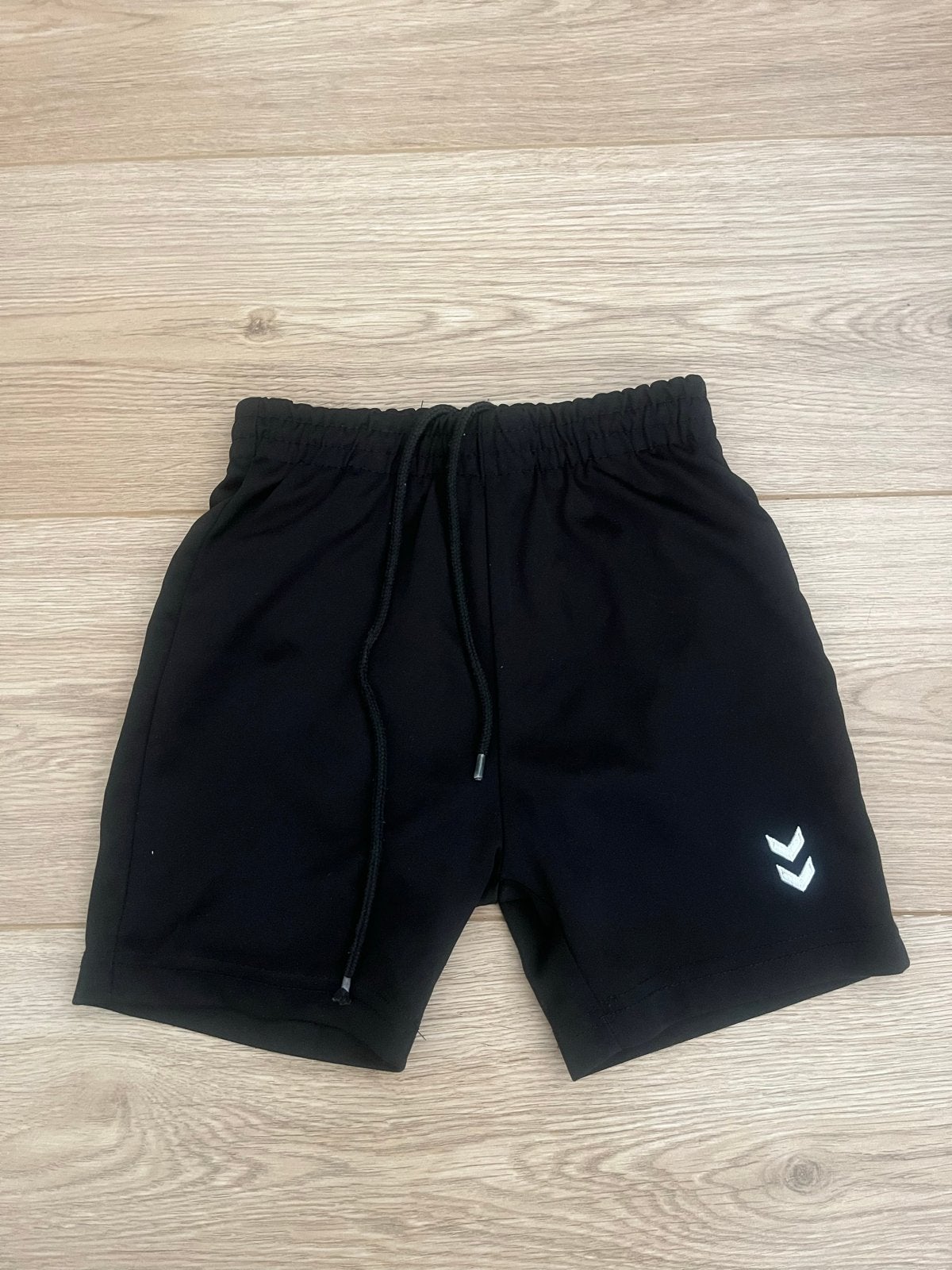 Hummel sportbroekje maat 92/ 104, Ophalen of Verzenden, Gebruikt, Jongen of Meisje, Sport- of Zwemkleding