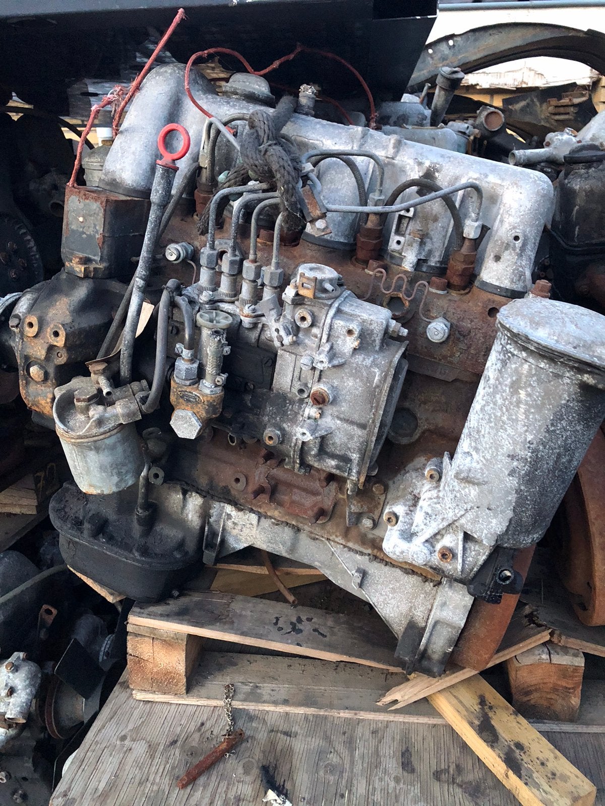 Mercedes diesel motor types 200-22-240-300 D, Ophalen
