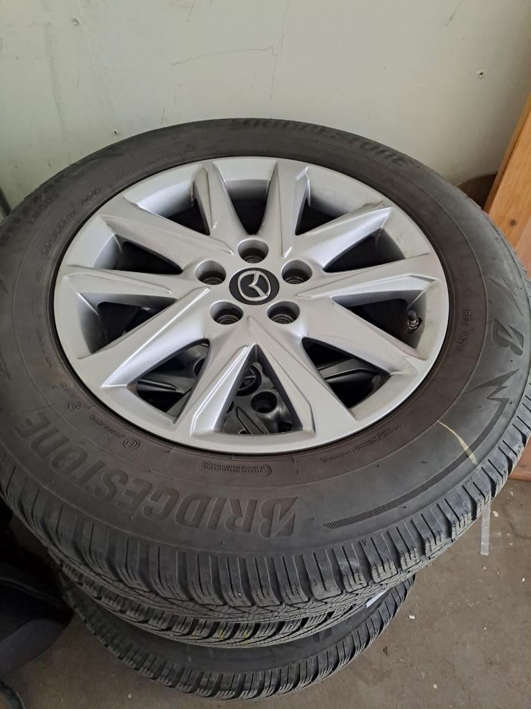 Winterbanden met stalen velgen Mazda CX5, Auto-onderdelen, Banden en Velgen, Ophalen, Gebruikt, Velg(en), 17 inch