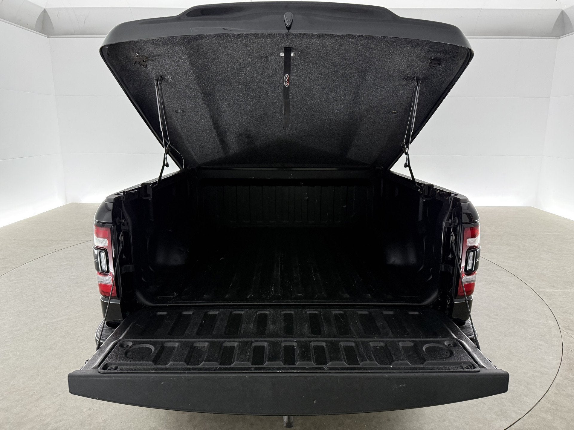 Dodge Ram 1500 5.7 V8 4x4 Crew Cab Big Horn | Pano | 3500kg, Auto's, Automaat, Gebruikt, 5654 cc, 402 pk