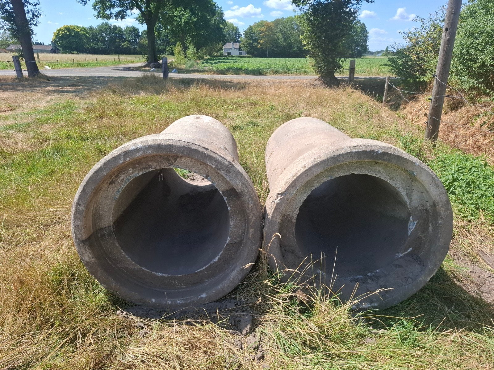 Betonnen duiker 2,09m lang, inwendig 70cm (2 stuks), Ophalen, Gebruikt, 2 tot 4 meter, 60 tot 80 mm