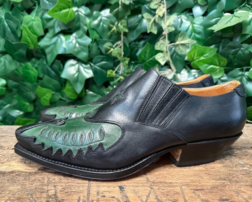 prachtige vintage instappers van Sendra maat 42, Loafers, Sendra, Zwart, Nieuw