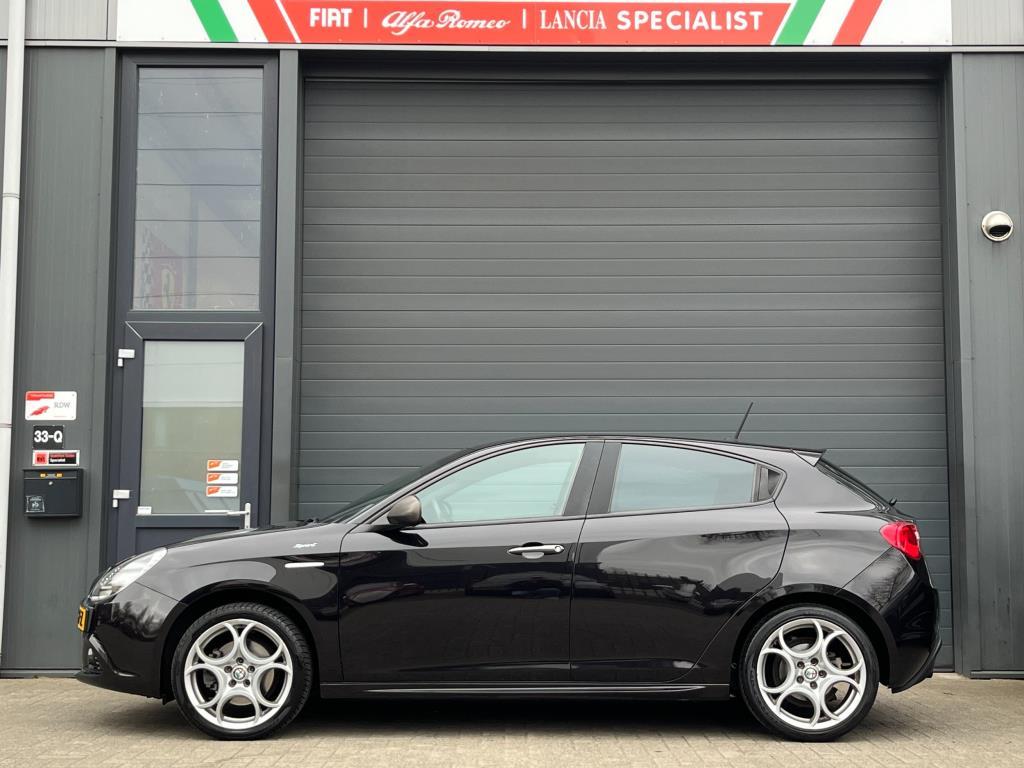 Alfa Romeo Giulietta 1.4 Turbo 170 PK TCT Aut. Sprint Clima/, Stof, 4 cilinders, Zwart, Origineel Nederlands