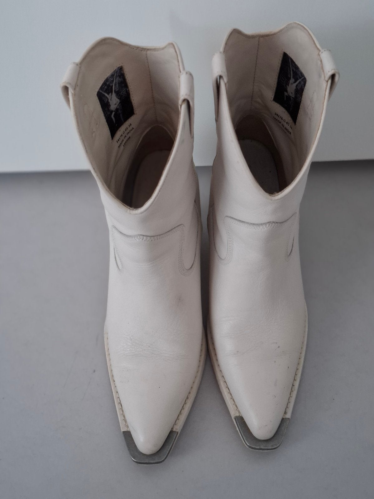 Witte cowboylaarzen maat 38 Bronx, Ophalen of Verzenden, Gedragen, Wit, Lage of Enkellaarzen