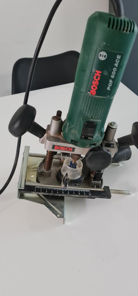 bovenvrees, Doe-het-zelf en Verbouw, Gebruikt, Ophalen of Verzenden, Bovenfrees, Bosch