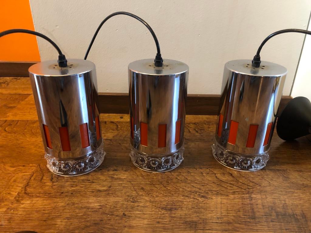 3 Vintage hanglampen, chroom/oranje, jaren 70, Massive stijl, Huis en Inrichting, Ophalen of Verzenden, Zo goed als nieuw, Glas