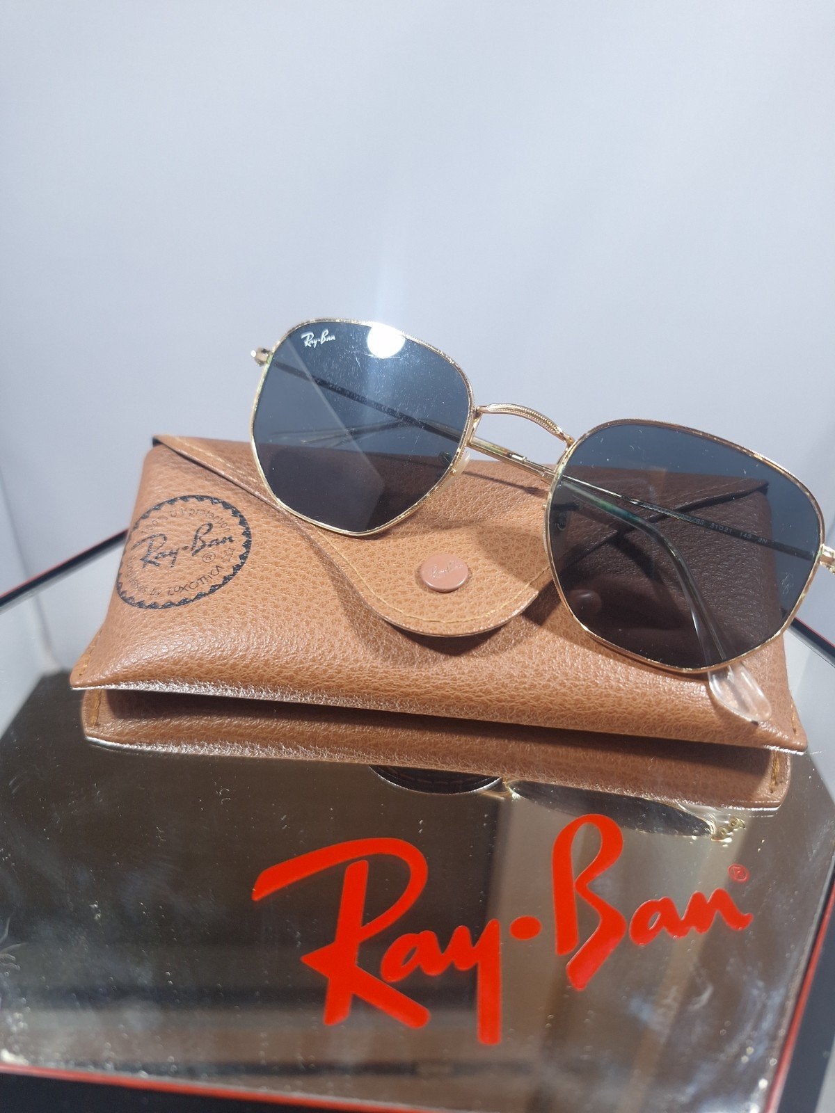 Ray-Ban Hexagonal RB3548-N goud – incl. koker & doekje, Ophalen of Verzenden, Zo goed als nieuw, Zwart, Ray-Ban
