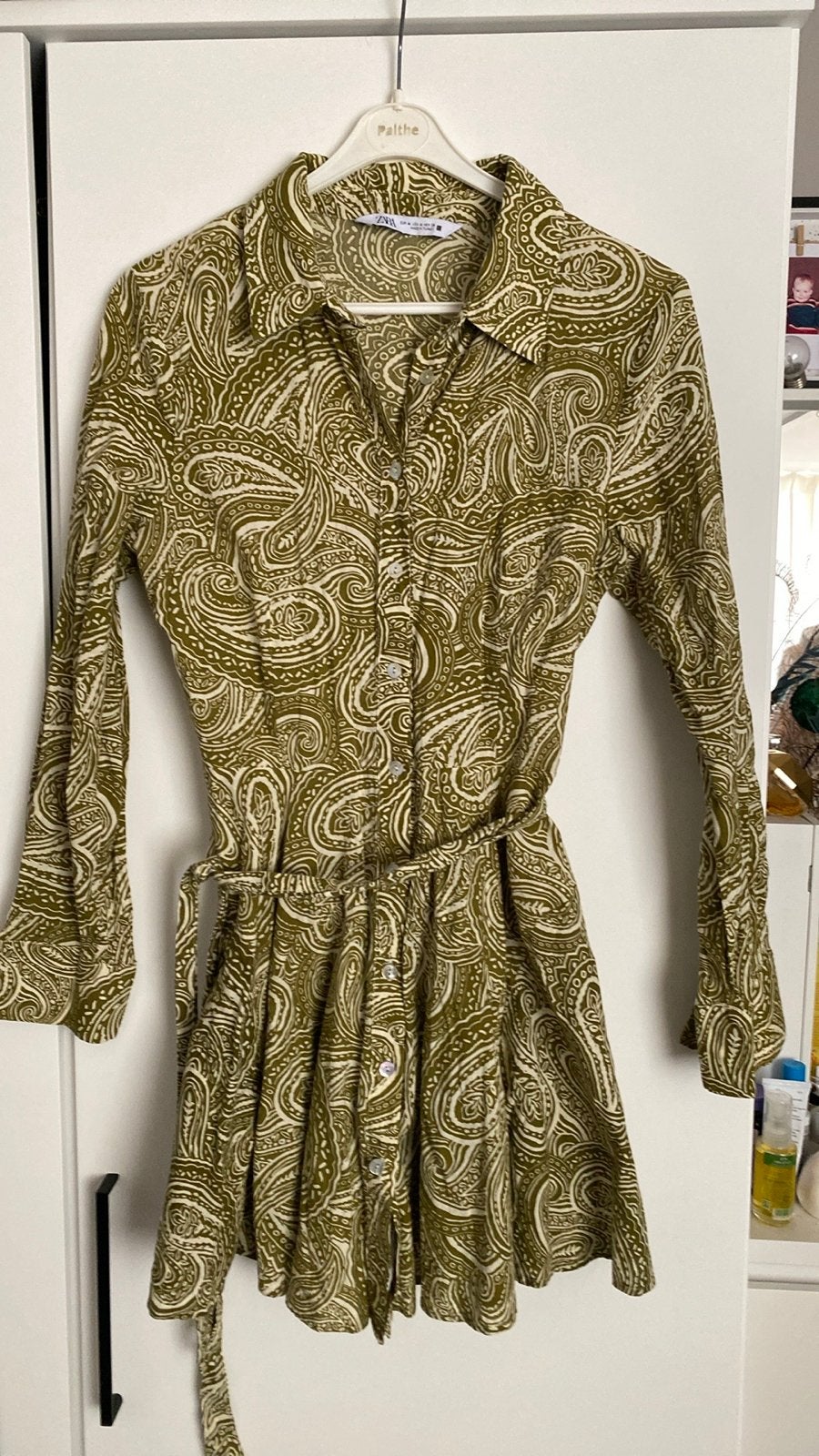 Zara jurk met paisley print en ceintuurmaat M, Maat 38/40 (M), Ophalen of Verzenden, Zo goed als nieuw, Boven de knie