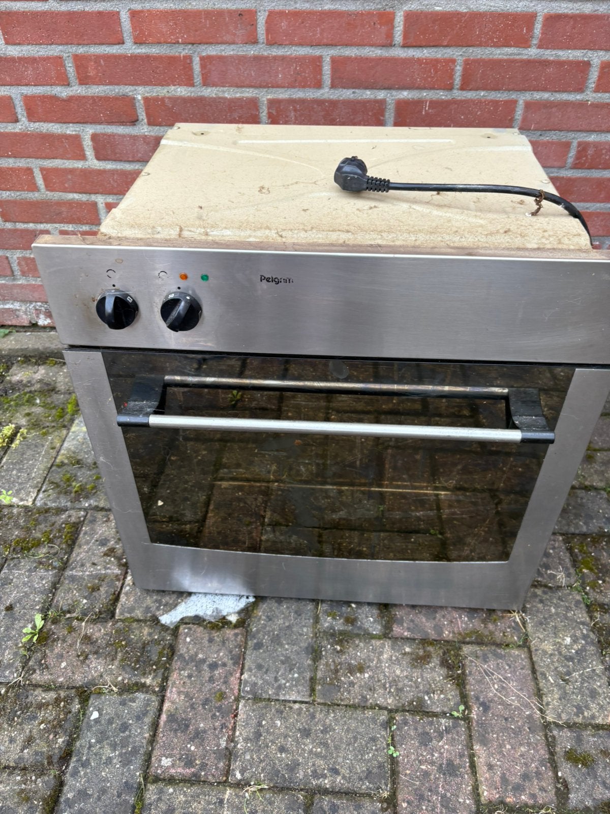 Oven, Ophalen, Zo goed als nieuw