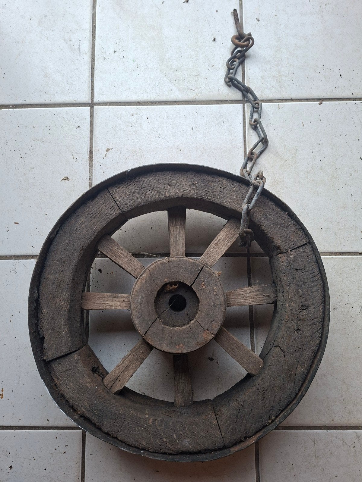 Antiek houten wagenwiel met ketting, Antiek en Kunst, Antiek | Overige Antiek, Ophalen