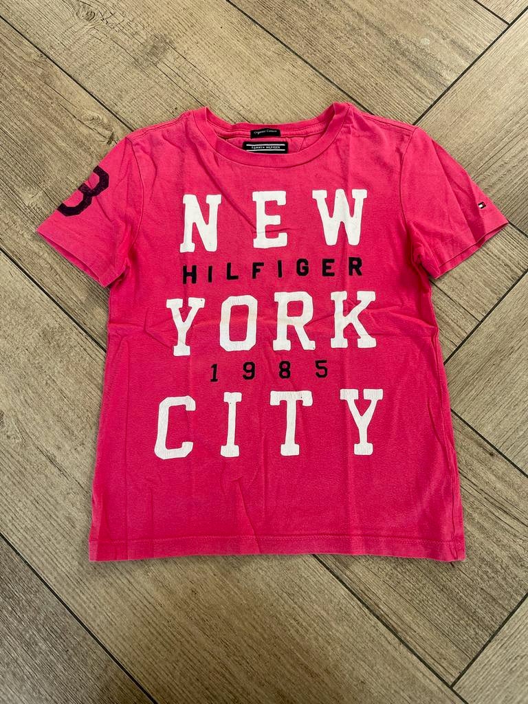 Tommy Hilfiger T-shirt maat 128, Ophalen of Verzenden, Gebruikt, Jongen of Meisje, Shirt of Longsleeve