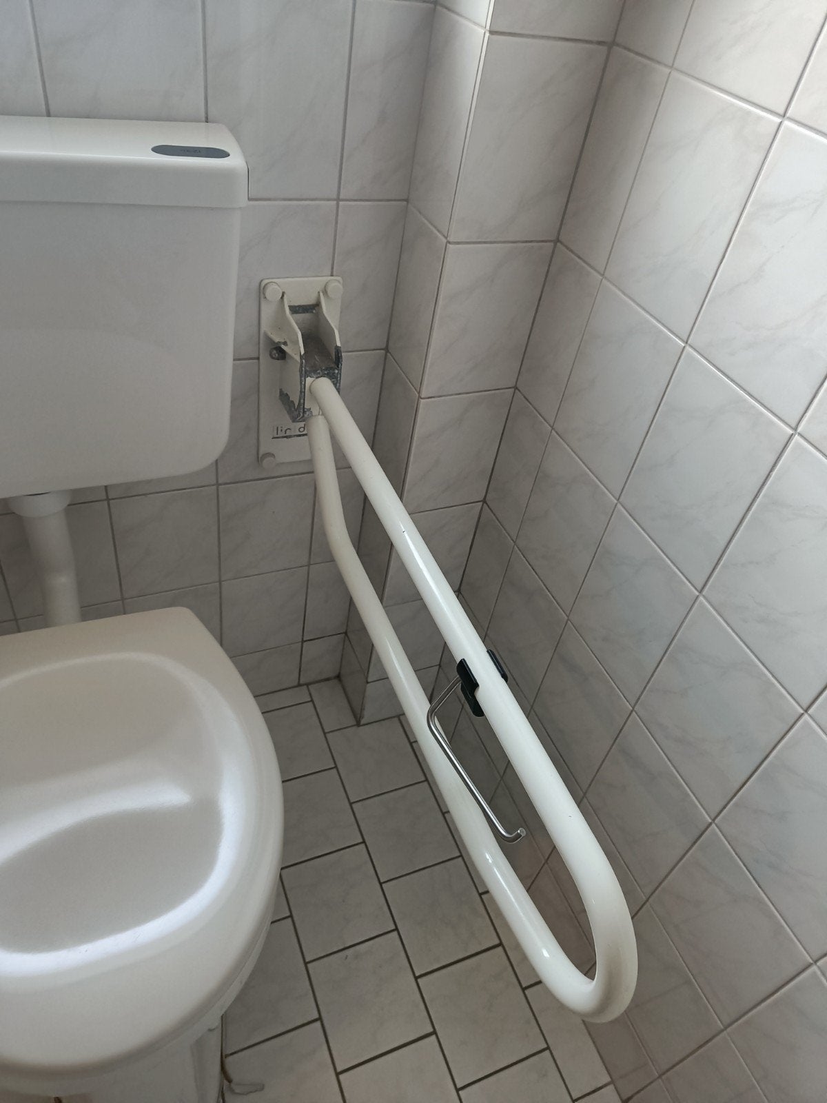 Verhoogde vrijstaande toiletpot - Gratis af te halen!, Doe-het-zelf en Verbouw, Ophalen, Gebruikt, Steen, Toilet