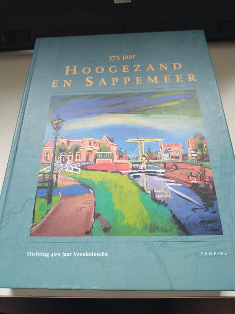 375 jaar Hoogezand en Sappemeer - Diverse auteurs, Boeken, Geschiedenis | Stad en Regio, Verzenden, Zo goed als nieuw