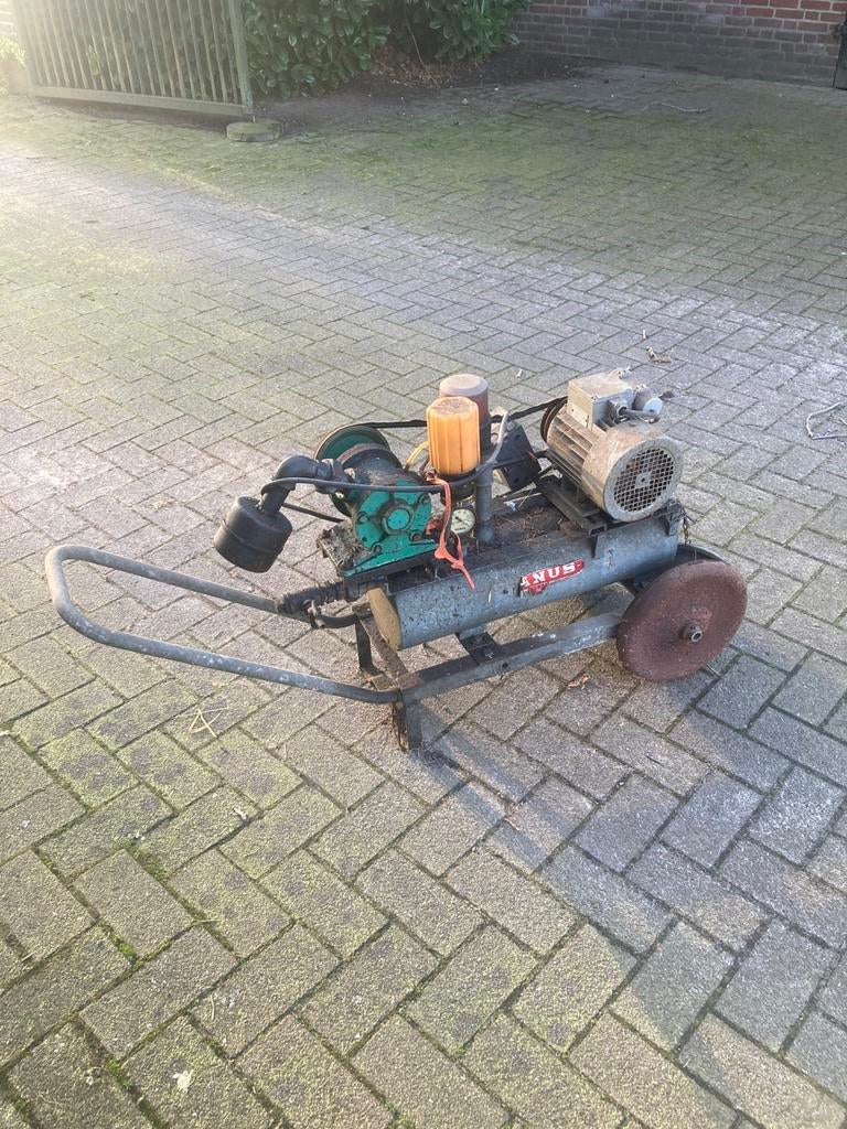 Melkmachine op wielen