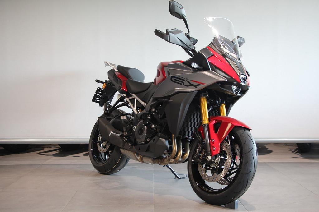 Suzuki GSX-S1000GX (bj 2025), Lange Dreef 12
4131 NH  VIANEN UT, NL, Bedrijf, Sport, Meer dan 35 kW