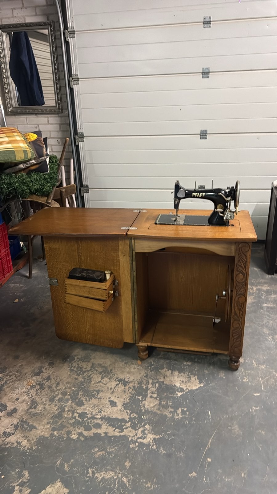Antieke Pfaff Naaimachine in Houten Kast, Ophalen of Verzenden
