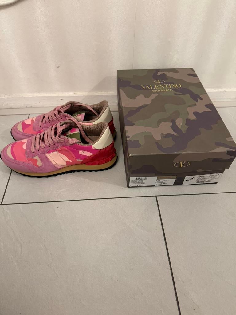 Valentino rockrunner camou roze, Ophalen, Roze, Sneakers of Gympen, Zo goed als nieuw