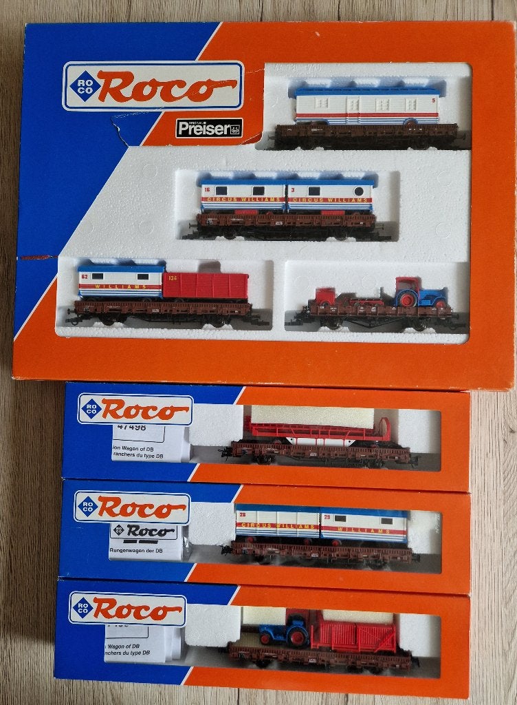 Roco Circus Set / Wagons, Gelijkstroom, Ophalen of Verzenden, Roco, Nieuw