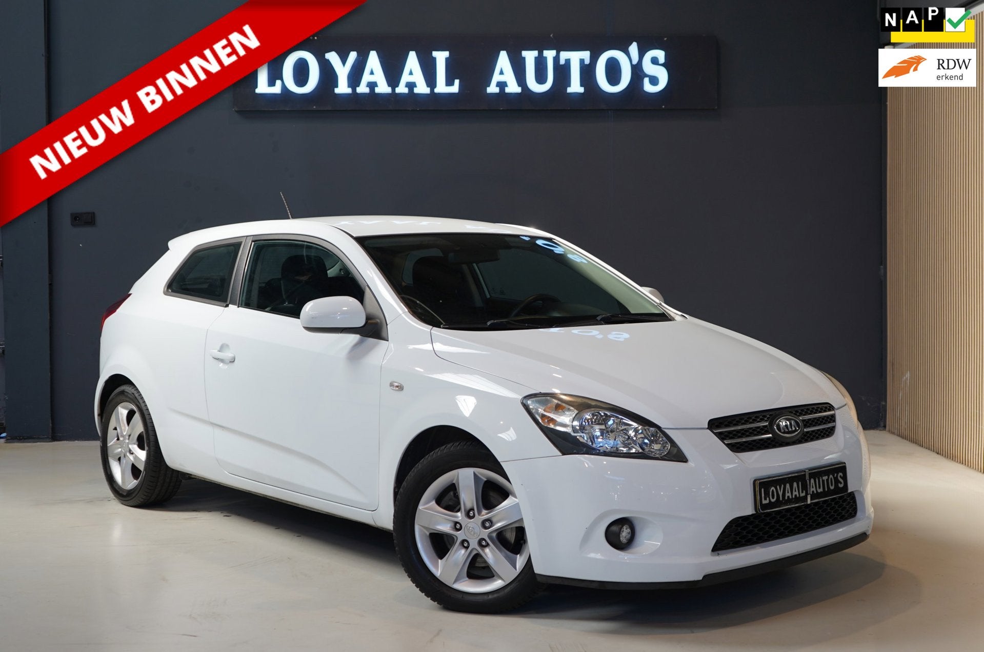 Kia Pro_cee'd 1.4 CVVT X-tra | AIRCO | NAVI | NAP | ELEK. RA, Auto's, Voorwielaandrijving, Euro 5, Stof, Gebruikt