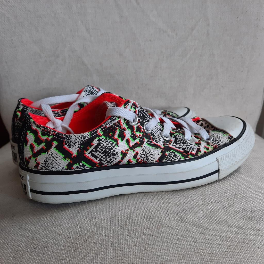 ALL STARS van CONVERSE sneakers abstract maat 35 - nieuw -, Jongen of Meisje, Schoenen, Nieuw, Ophalen of Verzenden