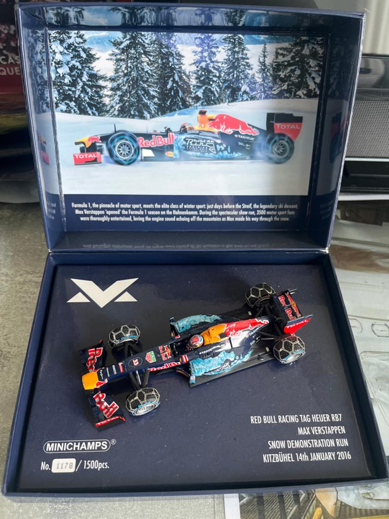 Max Verstappen Snow Demonstratie Run 2016 Limited Edition, Ophalen of Verzenden, Zo goed als nieuw, Formule 1