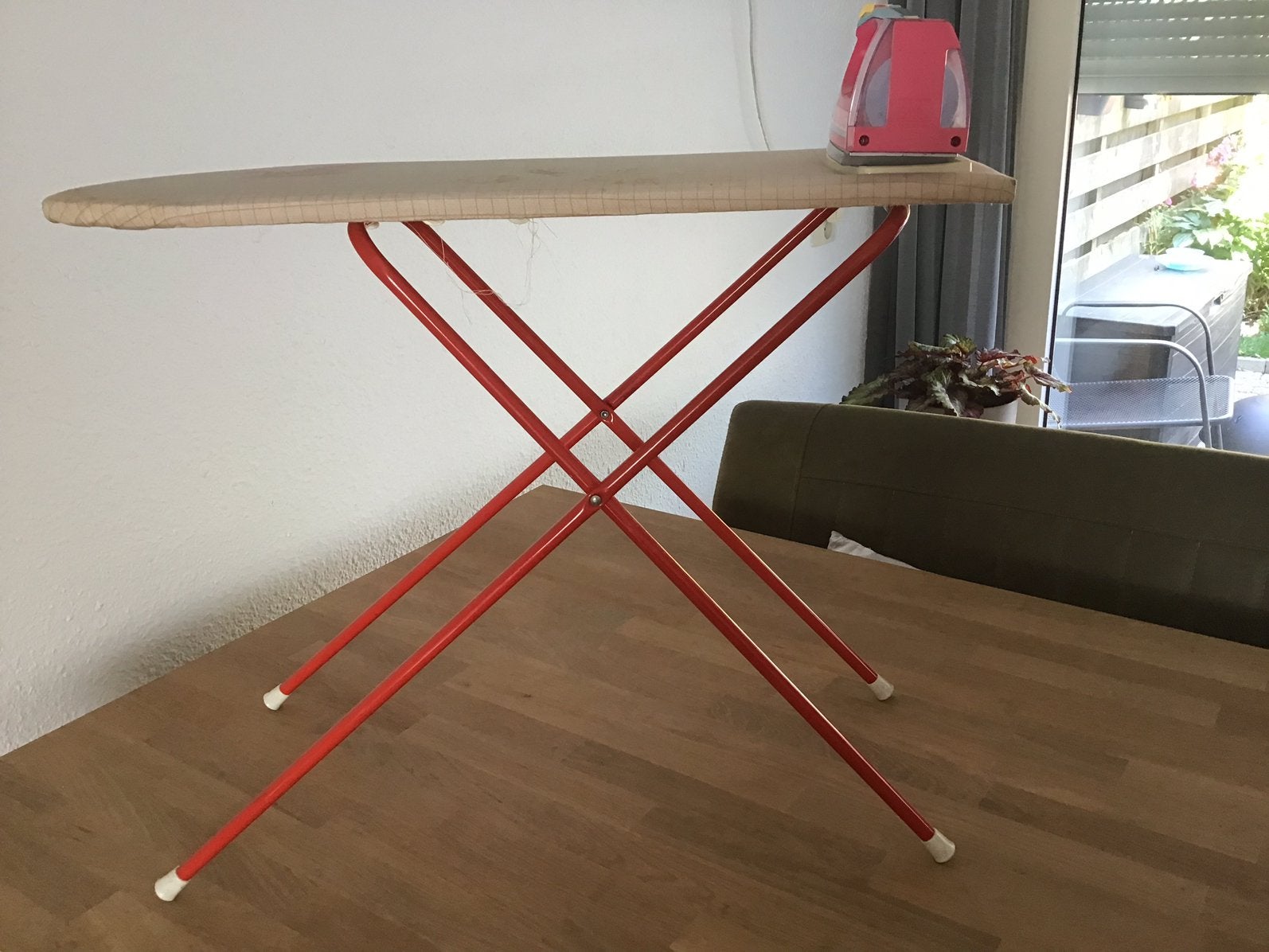 Kinder strijkplank, Ophalen, Zo goed als nieuw