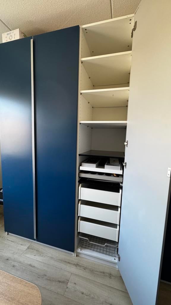 Pax kast 2,5 mtr x 2,40, Huis en Inrichting, Kasten | Roldeurkasten en Archiefkasten, Ophalen, Gebruikt, 200 cm of meer, Meerdere deuren