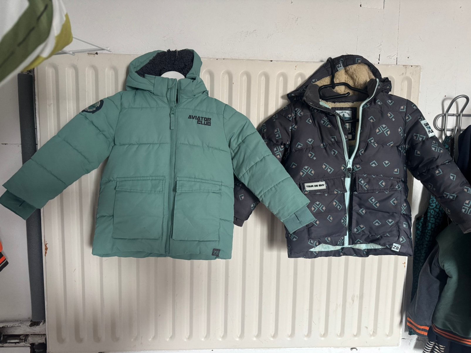 2x z8 winterjassen 92/98, Kinderen en Baby's, Ophalen of Verzenden, Zo goed als nieuw, Jongen, Jas
